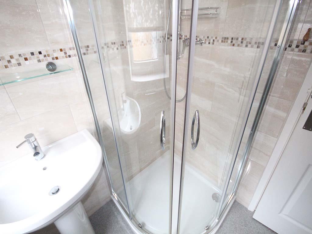 3 bedroom semi detached bungalow To Let in Barnoldswick - IMG_5745.jpg